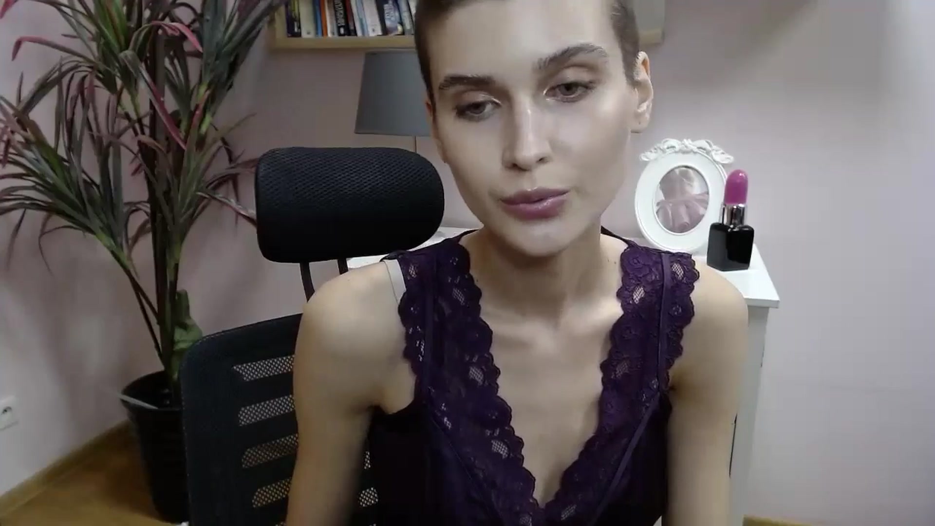 Gallery image thumbnail from SarahPassionX's myfreecams stream on, 05/07/2024, 15:40 image 20 of 20