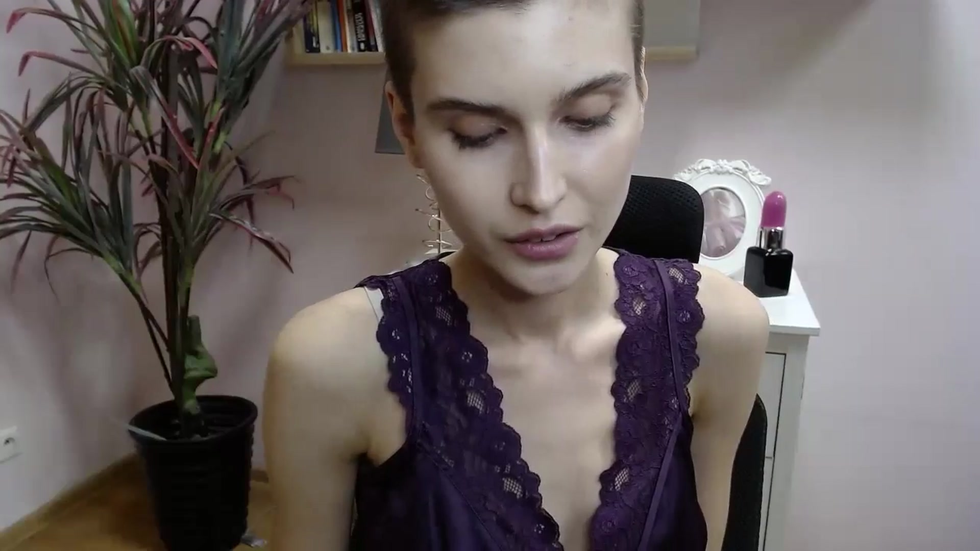 Gallery image thumbnail from SarahPassionX's myfreecams stream on, 05/07/2024, 16:41 image 8 of 20