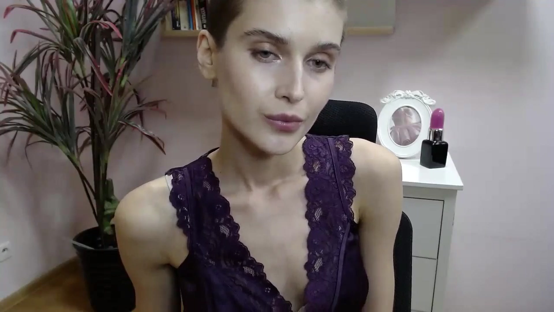 Gallery image thumbnail from SarahPassionX's myfreecams stream on, 05/07/2024, 16:41 image 4 of 20