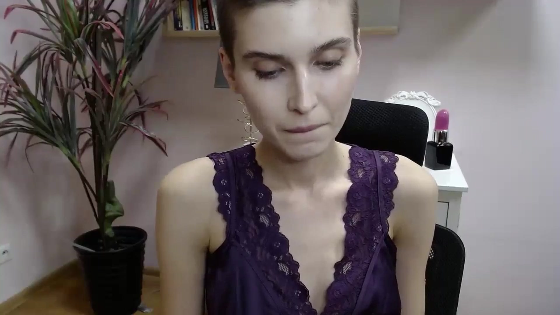 Gallery image thumbnail from SarahPassionX's myfreecams stream on, 05/07/2024, 16:41 image 10 of 20