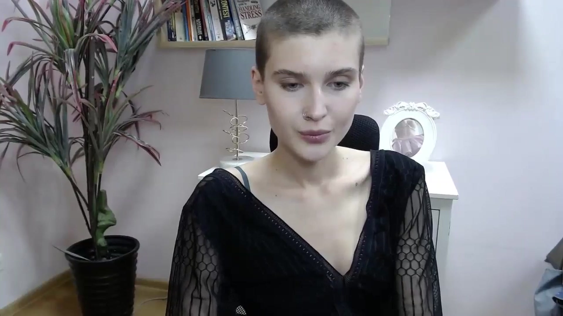 Gallery image thumbnail from SarahPassionX's myfreecams stream on, 05/16/2024, 14:14 image 7 of 20