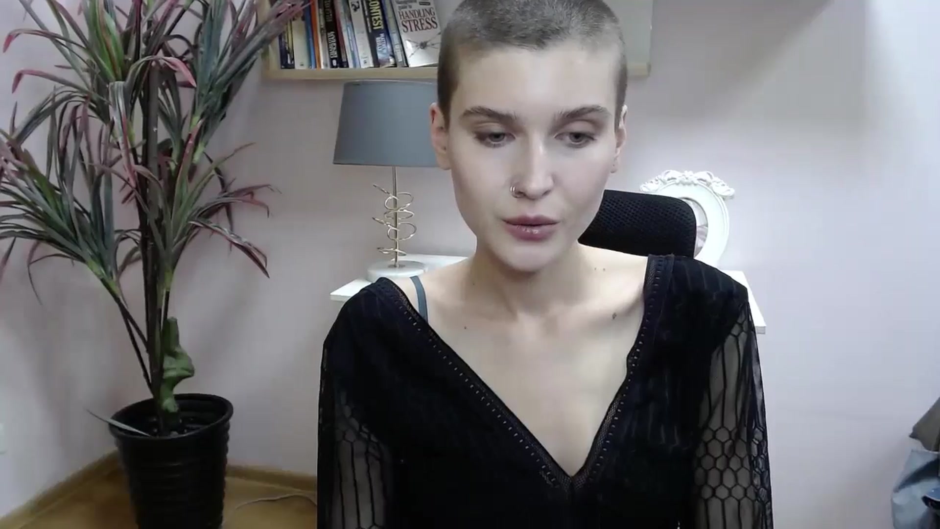 Gallery image thumbnail from SarahPassionX's myfreecams stream on, 05/16/2024, 14:14 image 5 of 20