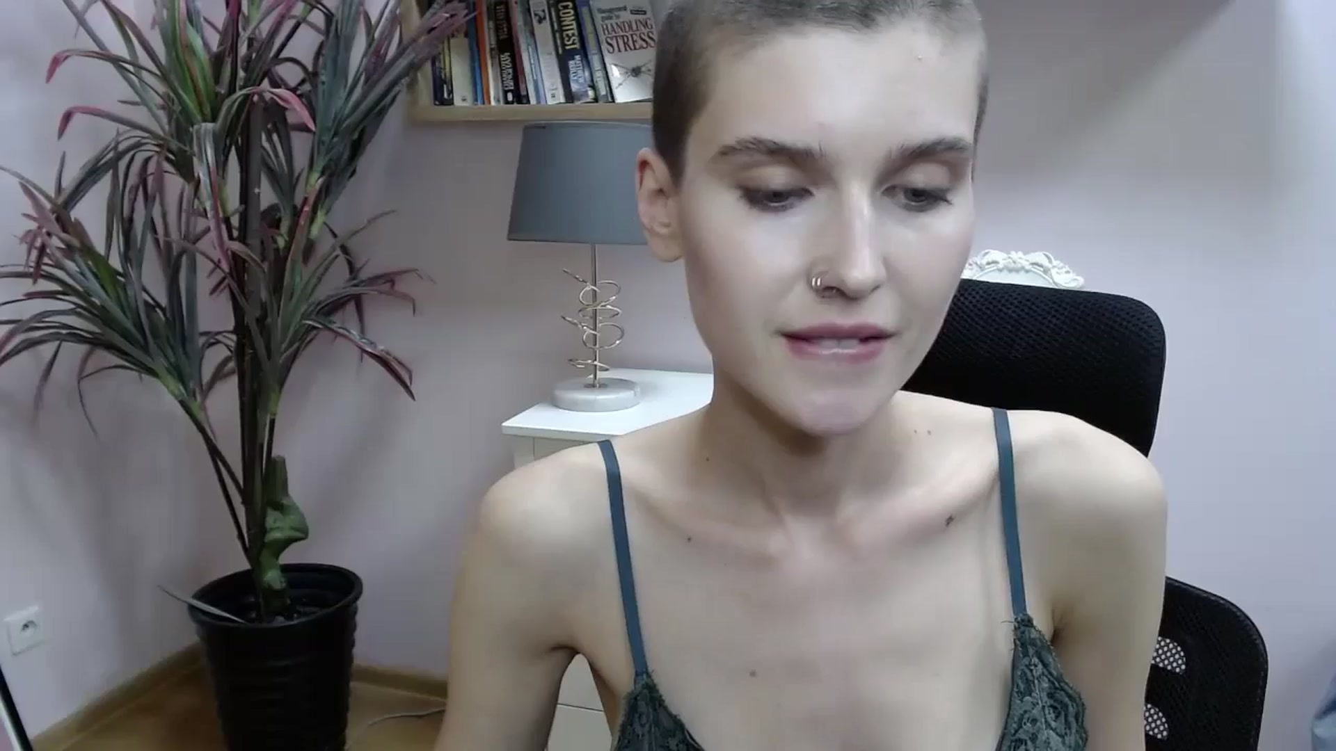 Gallery image thumbnail from SarahPassionX's myfreecams stream on, 05/16/2024, 15:54 image 1 of 20