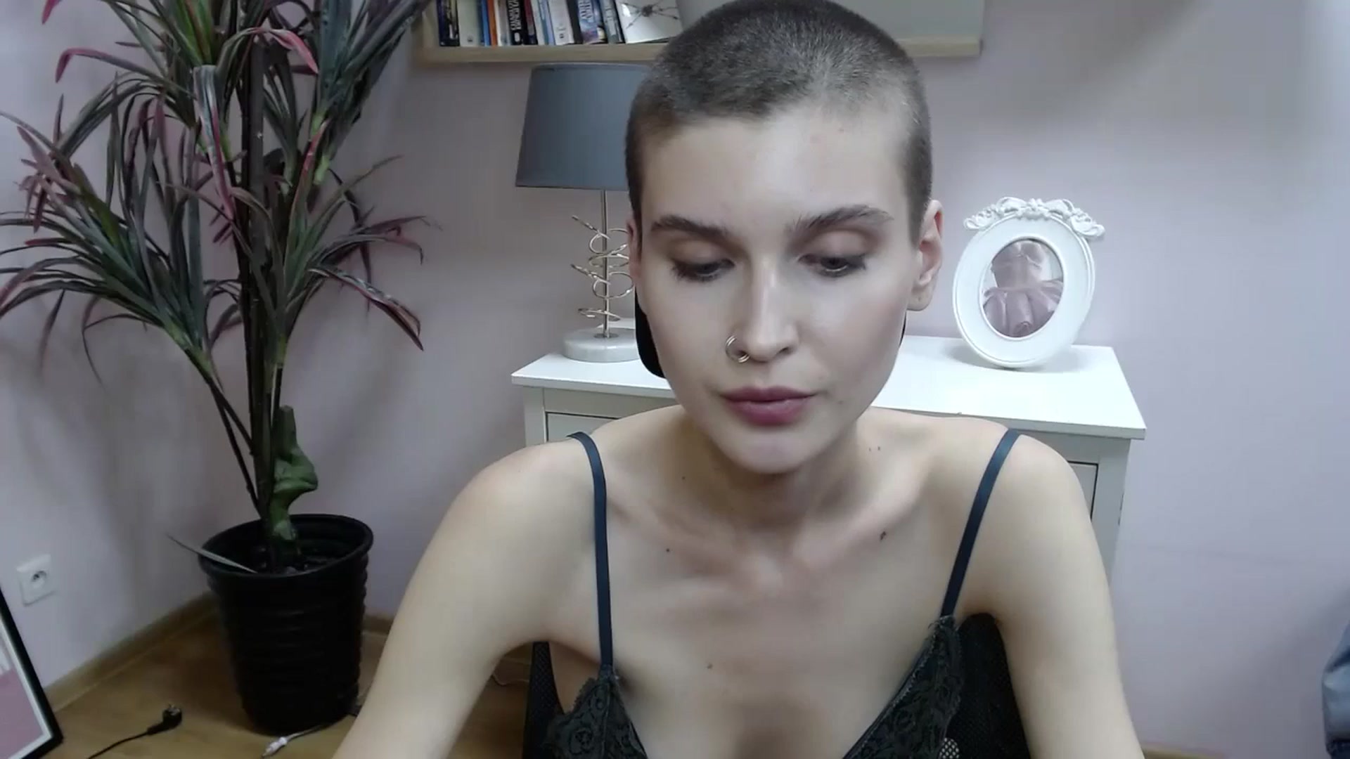 Gallery image thumbnail from SarahPassionX's myfreecams stream on, 05/16/2024, 16:08 image 1 of 20