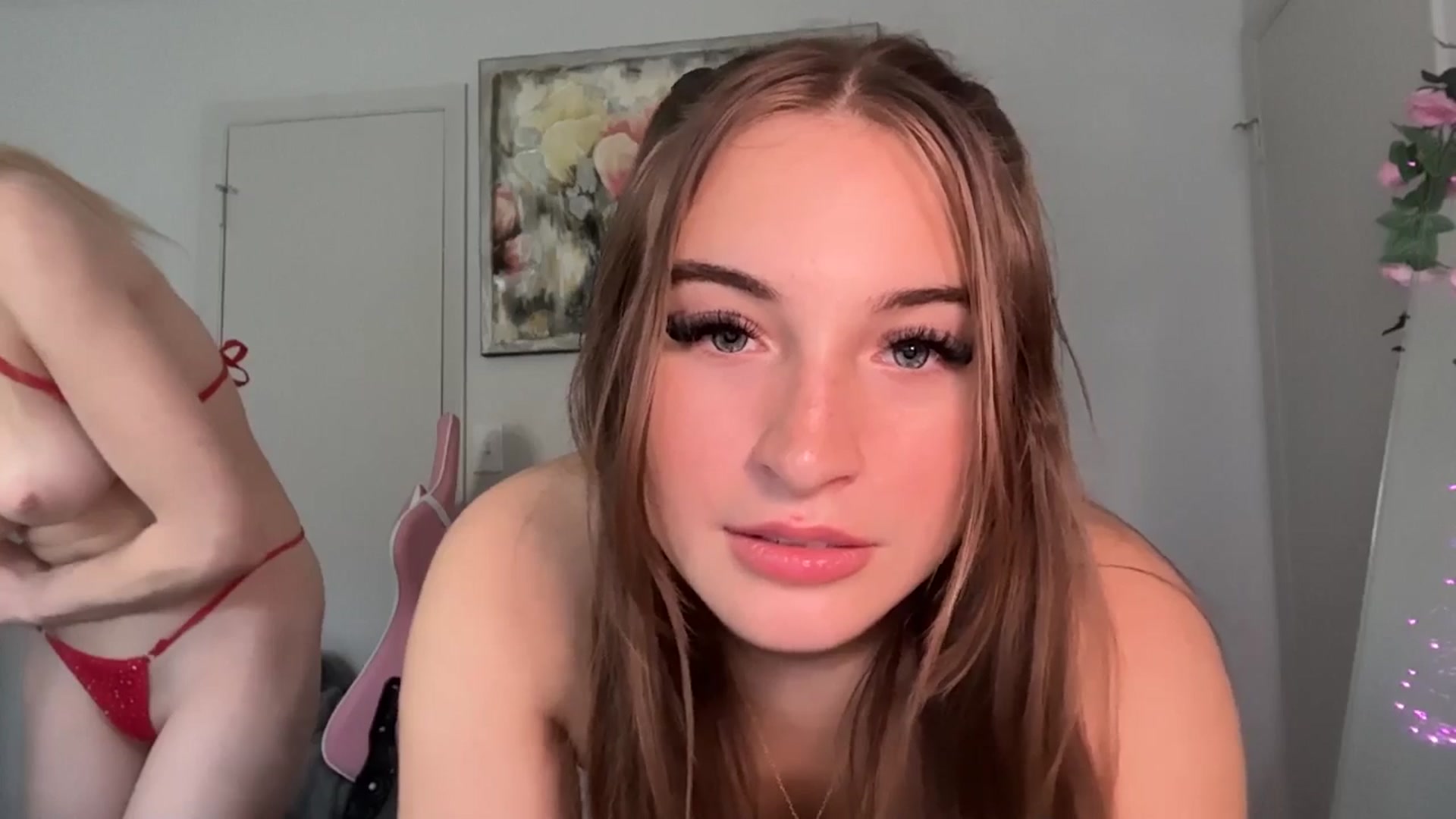 Gallery image thumbnail from SarahRhyder's myfreecams stream on, 08/21/2025, 22:31 image 8 of 20