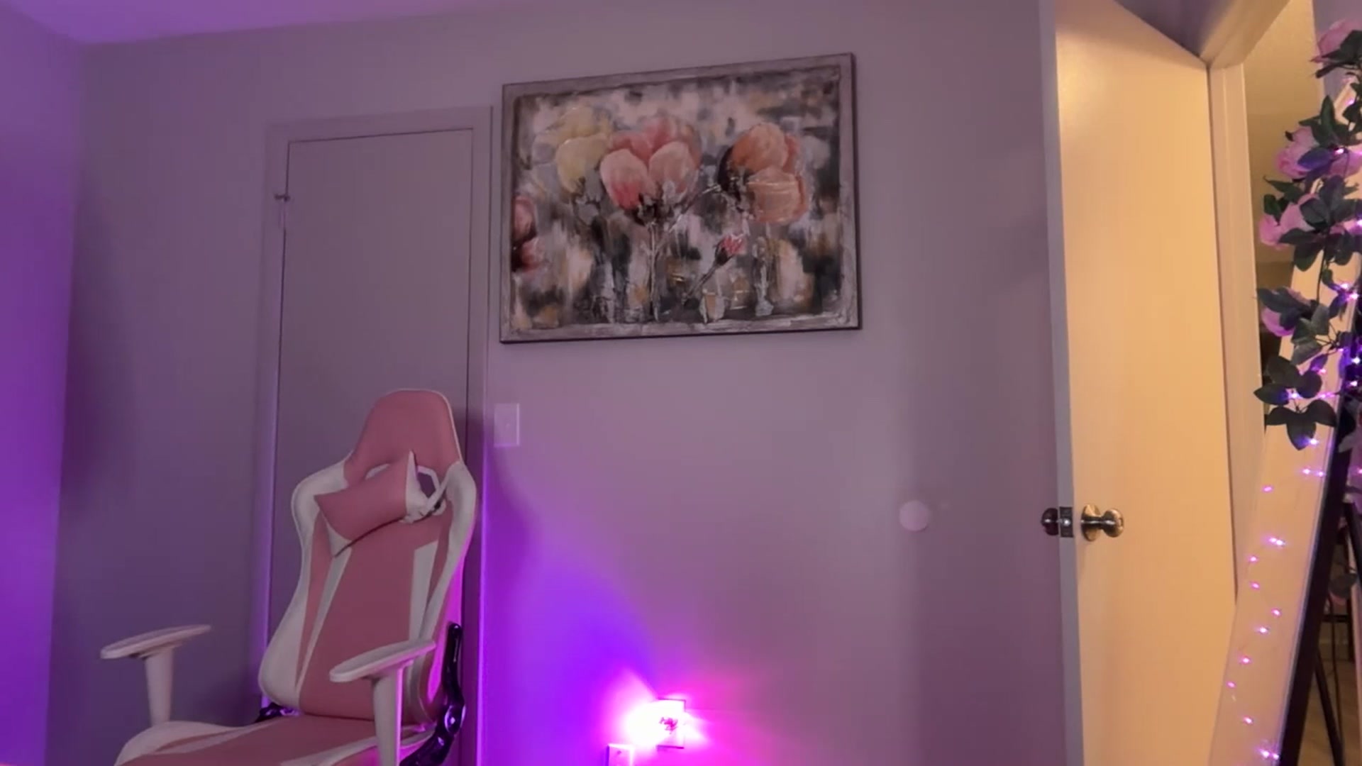Gallery image thumbnail from SarahRhyder's myfreecams stream on, 09/10/2025, 01:06 image 13 of 20