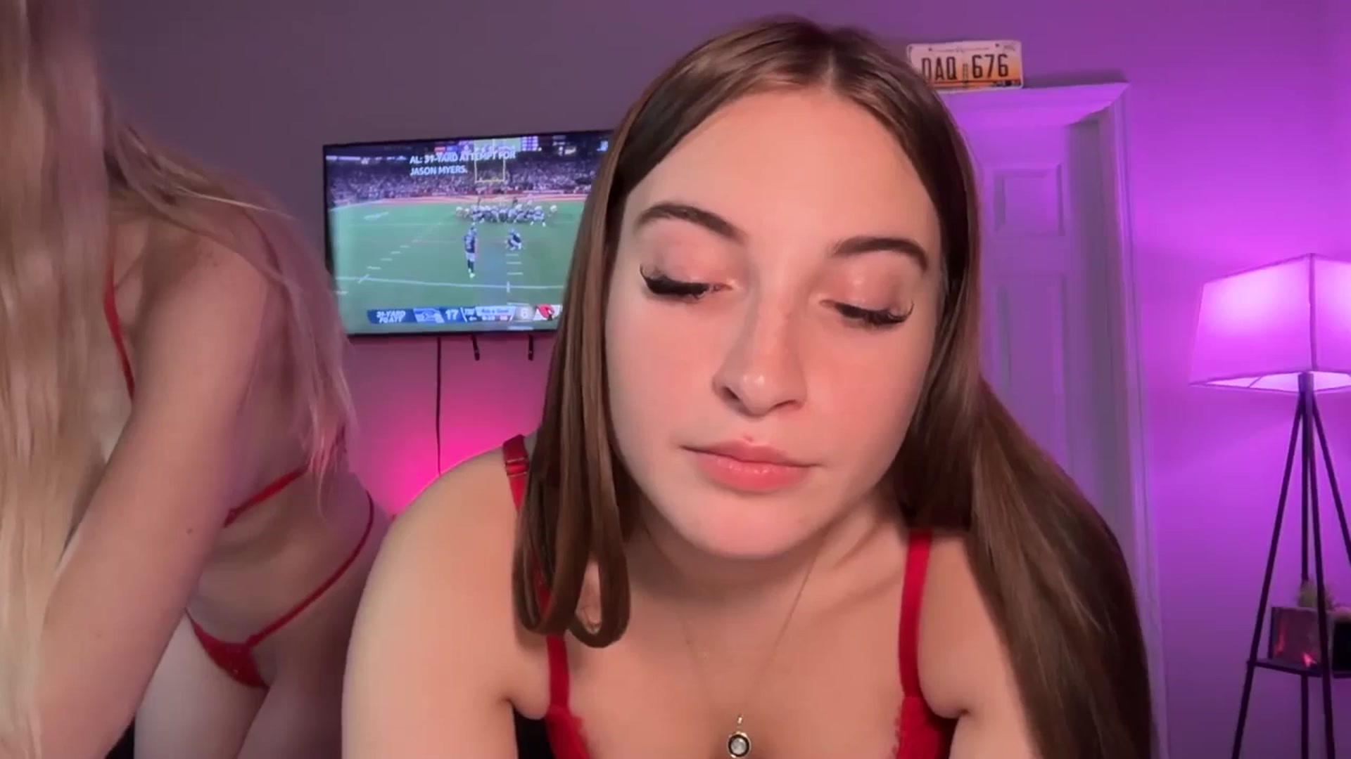 Gallery image thumbnail from SarahRhyder's myfreecams stream on, 09/26/2025, 02:43 image 18 of 20