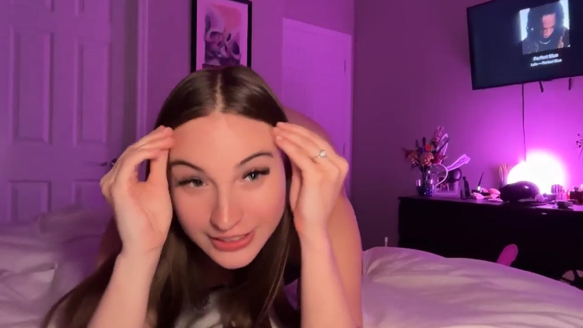 Gallery image thumbnail from SarahRhyder's myfreecams stream on, 10/29/2025, 01:39 image 11 of 20