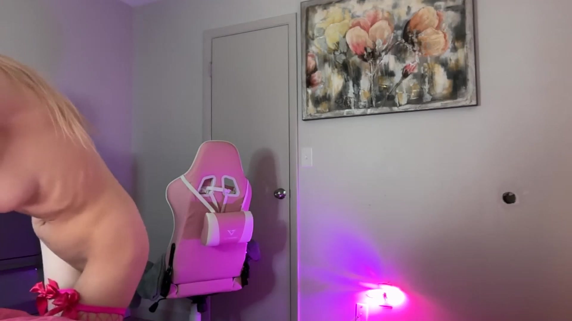 Gallery image thumbnail from SarahRhyder's myfreecams stream on, 01/15/2026, 05:13 image 10 of 20