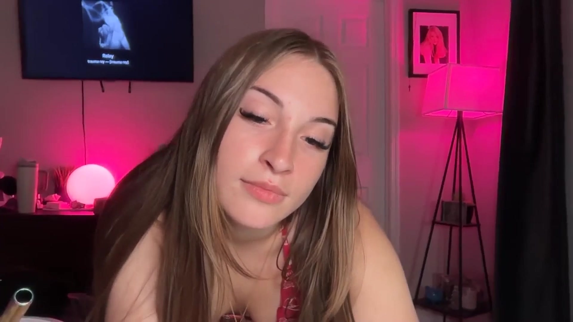 Gallery image thumbnail from SarahRhyder's myfreecams stream on, 04/24/2026, 02:56 image 14 of 20