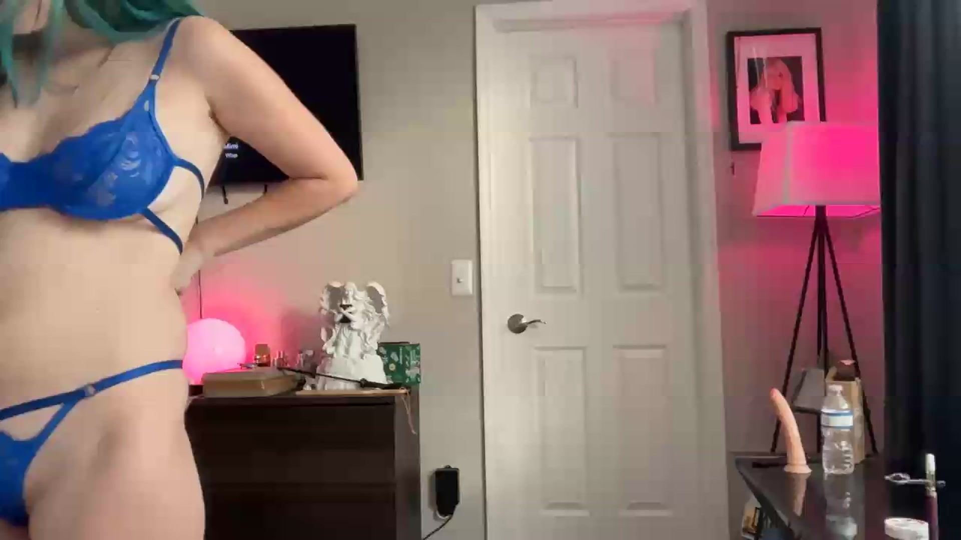 Gallery image thumbnail from SarahRhyder's myfreecams stream on, 06/19/2026, 23:21 image 11 of 20