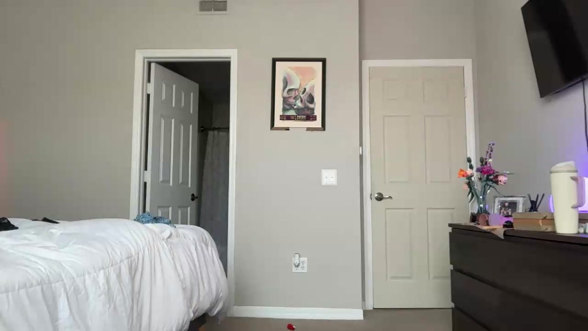 Gallery image thumbnail from SarahRhyder's myfreecams stream on, 06/22/2026, 19:09 image 15 of 20