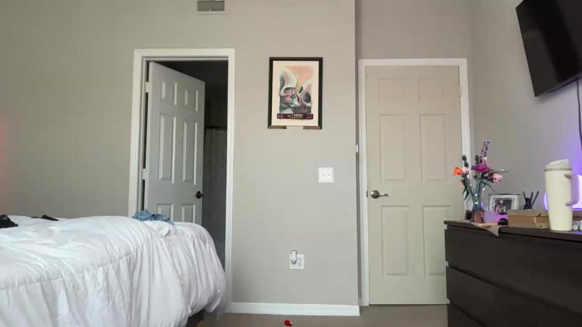 Gallery image thumbnail from SarahRhyder's myfreecams stream on, 06/22/2026, 19:09 image 16 of 20