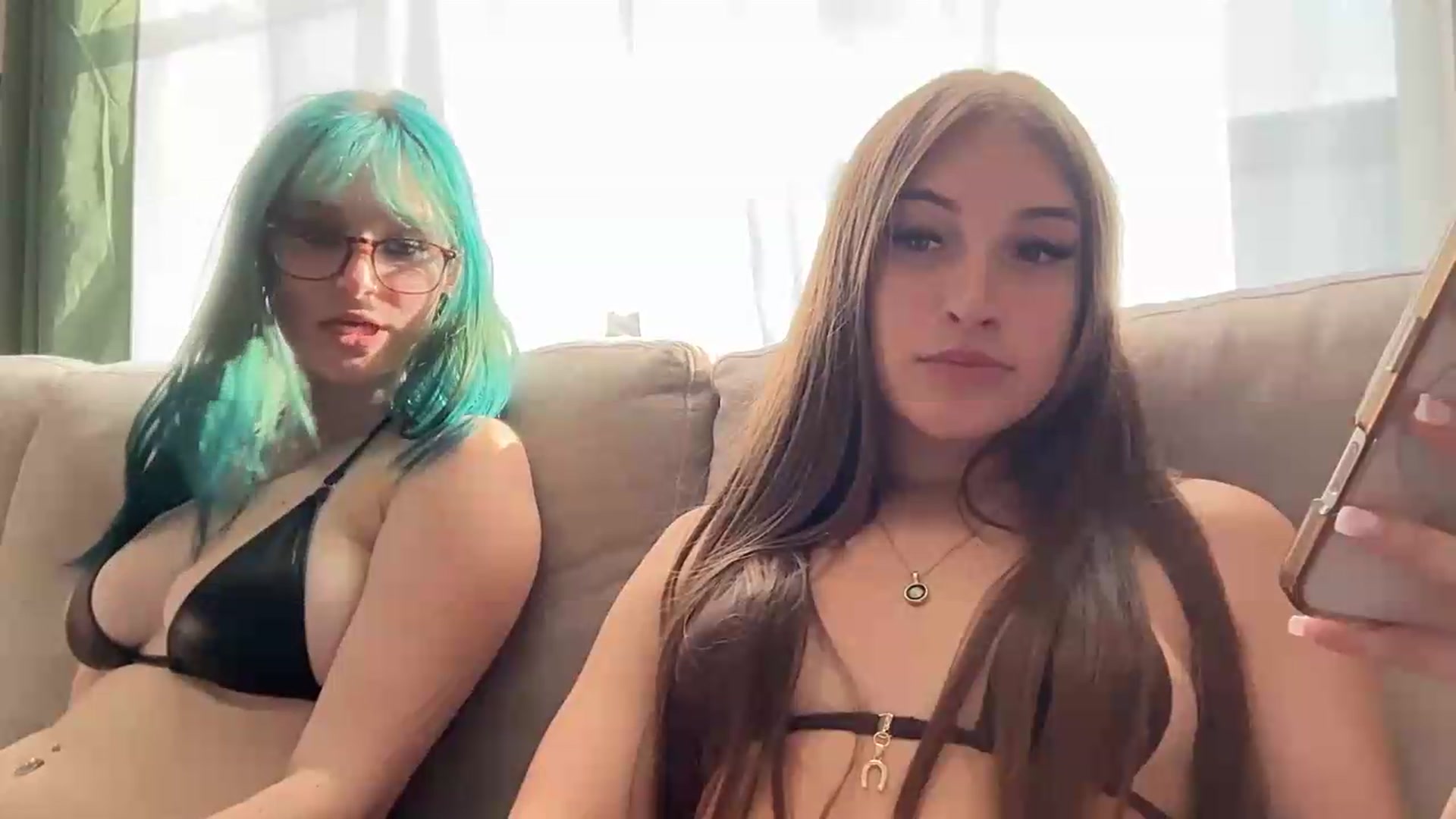 Gallery image thumbnail from SarahRhyder's myfreecams stream on, 07/02/2026, 22:55 image 4 of 20