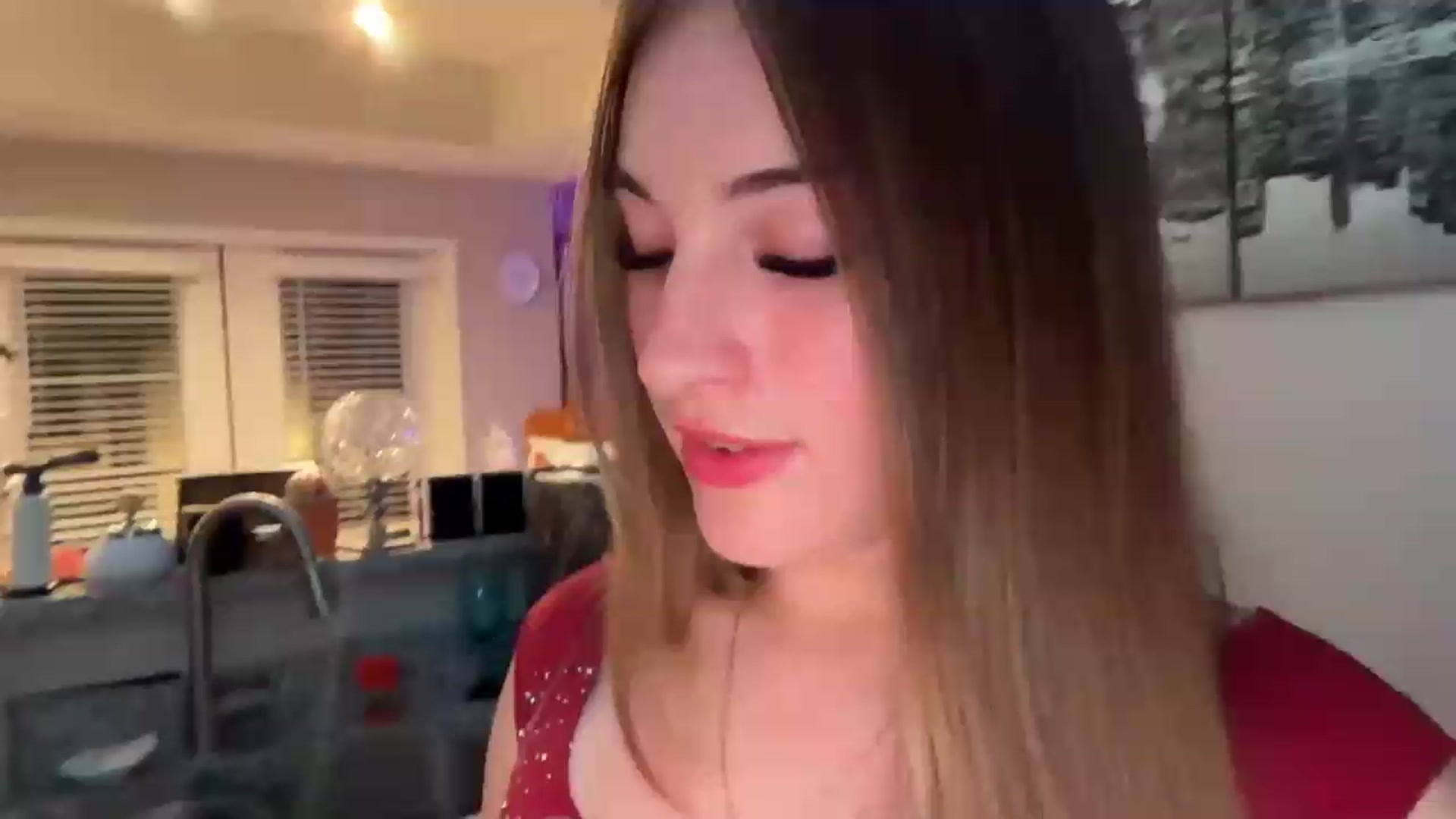 Gallery image thumbnail from SarahRhyder's myfreecams stream on, 07/31/2026, 03:21 image 6 of 20