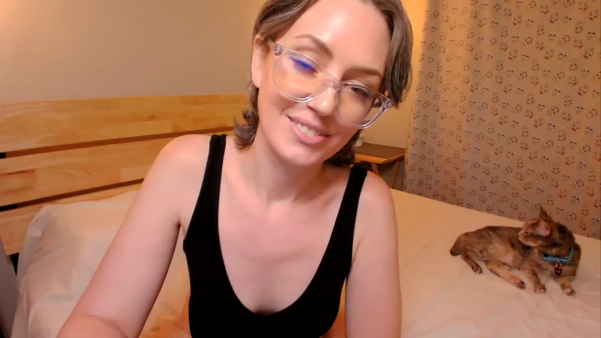 Gallery image thumbnail from SarahShevon's myfreecams stream on, 12/01/2022, 11:02 image 20 of 20
