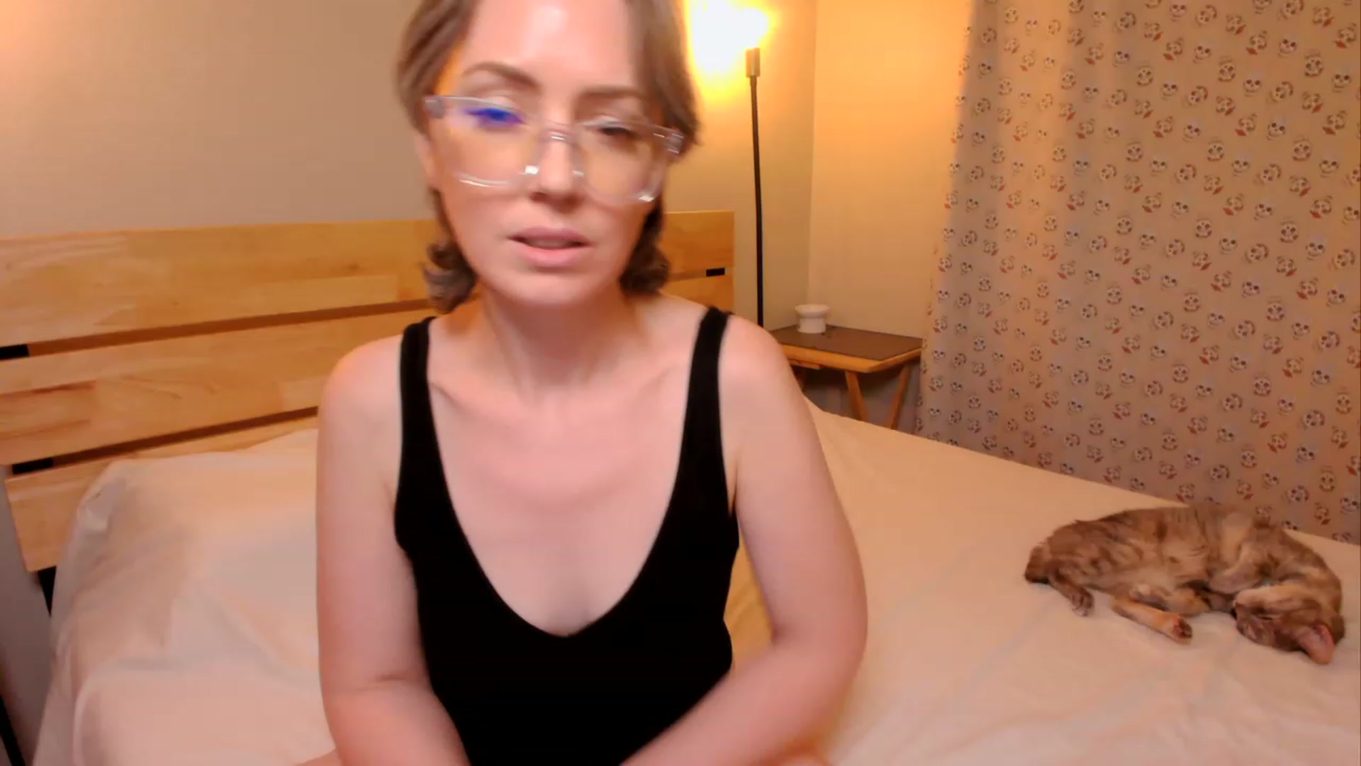 Gallery image thumbnail from SarahShevon's myfreecams stream on, 12/01/2022, 11:02 image 12 of 20