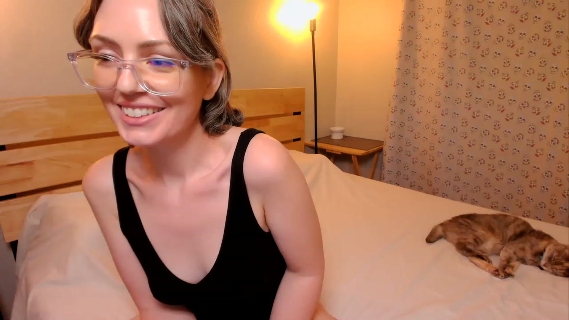 Gallery image thumbnail from SarahShevon's myfreecams stream on, 12/01/2022, 11:02 image 19 of 20