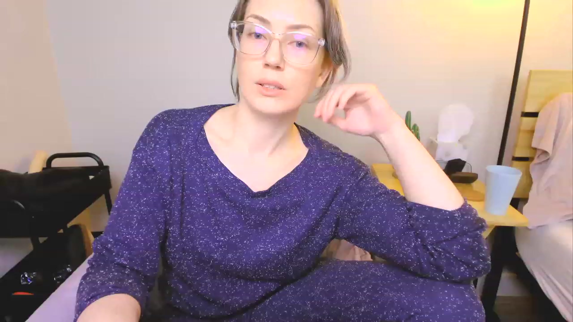 Gallery image thumbnail from SarahShevon's myfreecams stream on, 01/29/2023, 09:07 image 2 of 20