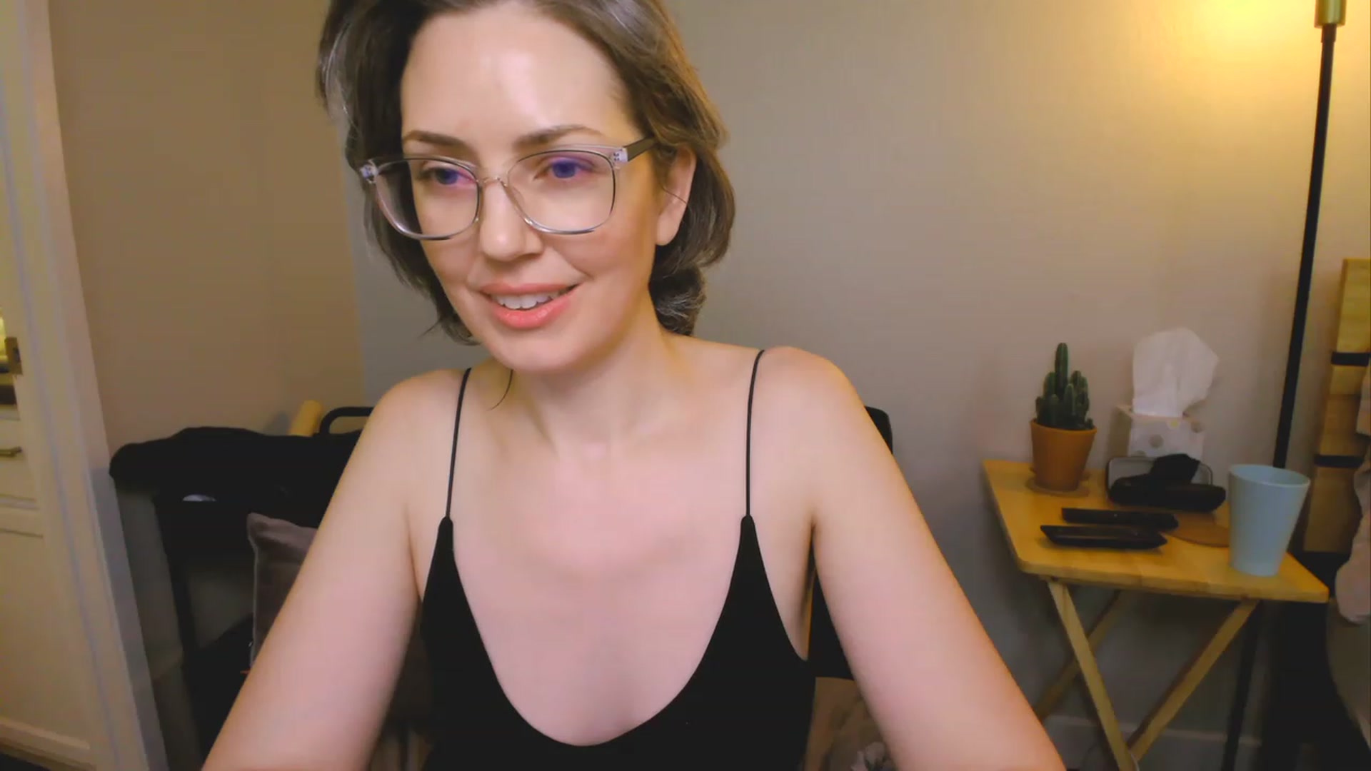 Gallery image thumbnail from SarahShevon's myfreecams stream on, 01/29/2023, 09:07 image 19 of 20