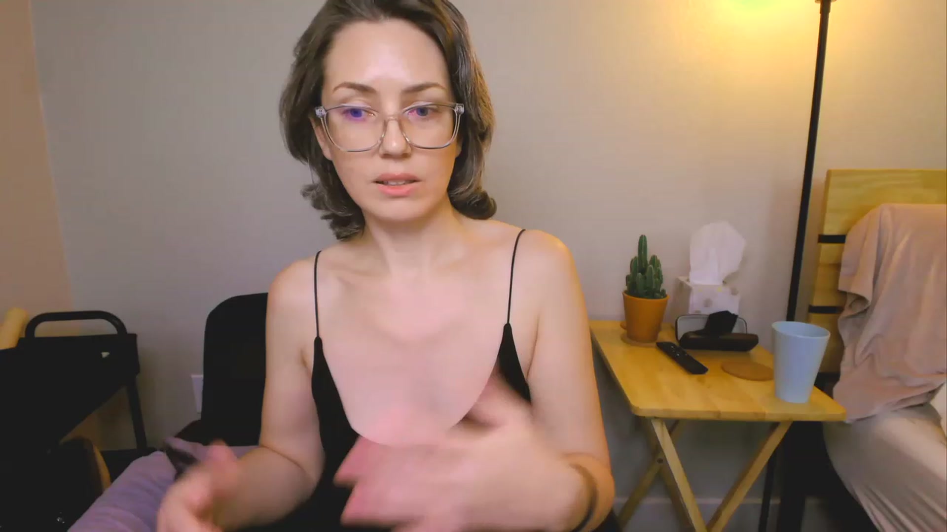 Gallery image thumbnail from SarahShevon's myfreecams stream on, 01/29/2023, 09:07 image 8 of 20