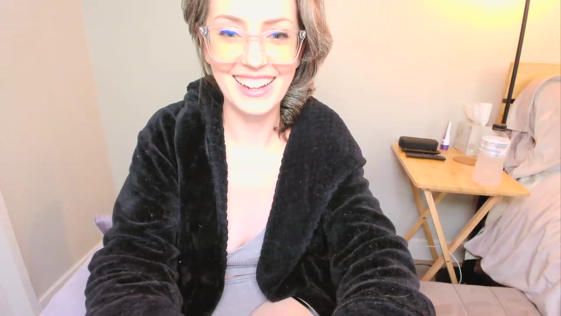 Gallery image thumbnail from SarahShevon's myfreecams stream on, 02/17/2023, 08:34 image 11 of 20