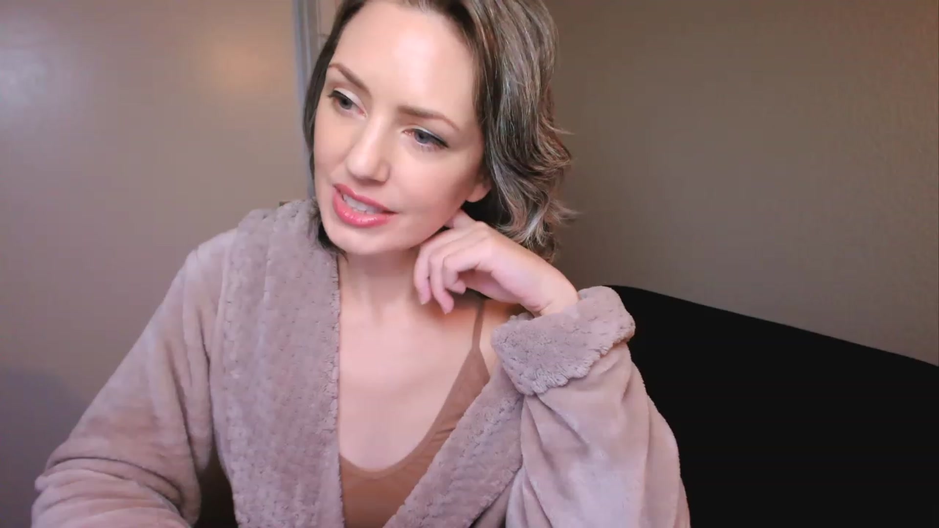 Gallery image thumbnail from SarahShevon's myfreecams stream on, 03/02/2023, 23:23 image 19 of 20