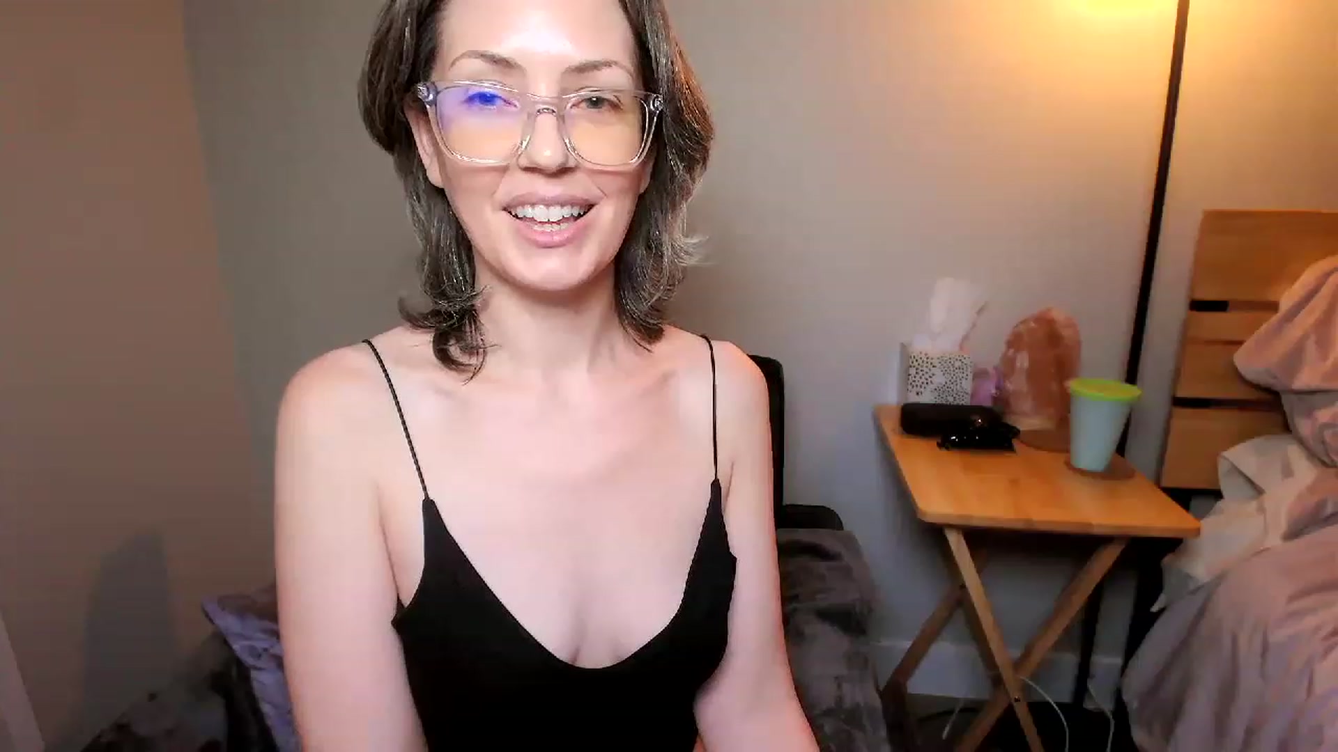 Gallery image thumbnail from SarahShevon's myfreecams stream on, 03/21/2023, 09:12 image 17 of 20