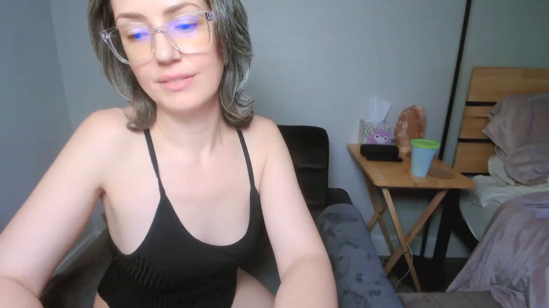 Gallery image thumbnail from SarahShevon's myfreecams stream on, 03/24/2023, 23:22 image 16 of 20