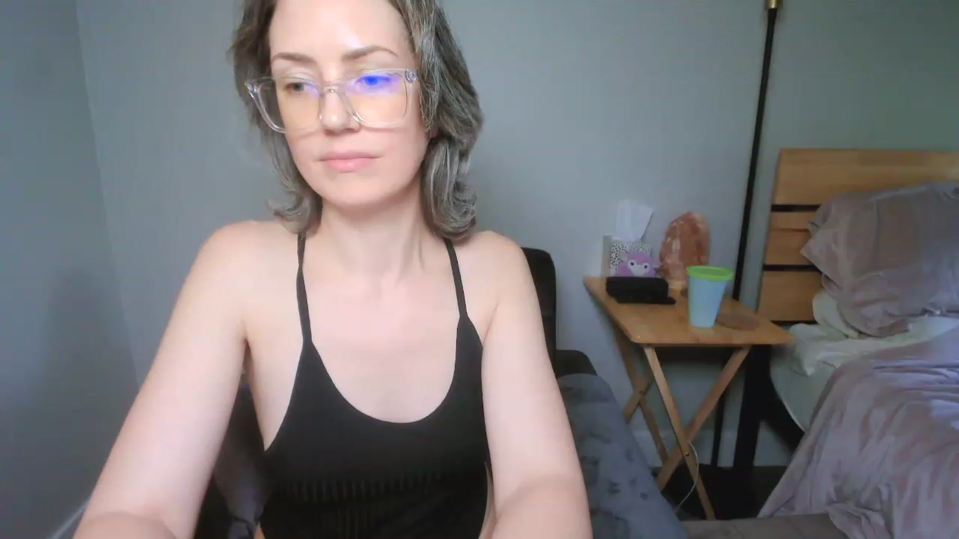 Gallery image thumbnail from SarahShevon's myfreecams stream on, 03/24/2023, 23:22 image 5 of 20