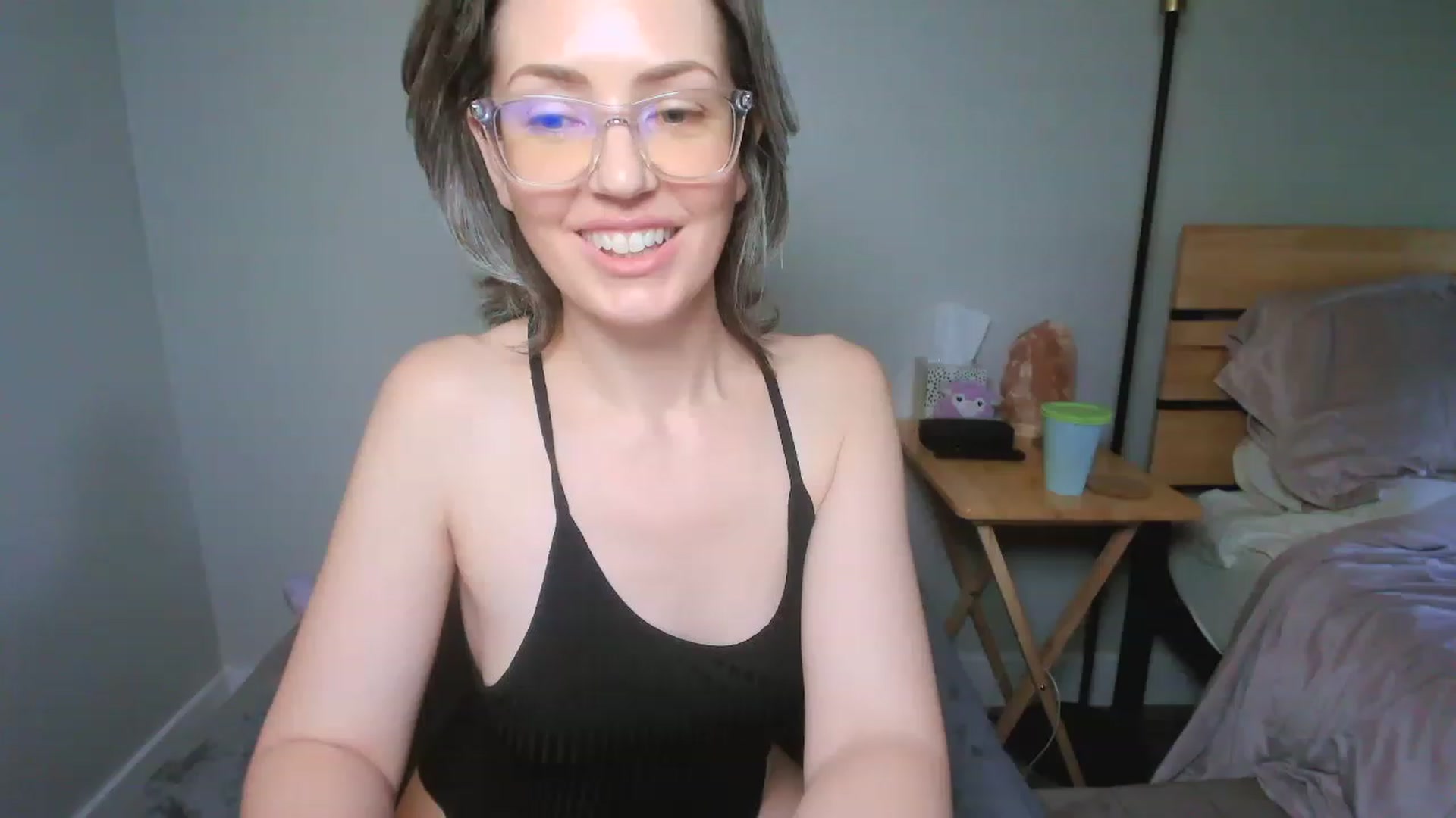Gallery image thumbnail from SarahShevon's myfreecams stream on, 03/24/2023, 23:22 image 1 of 20