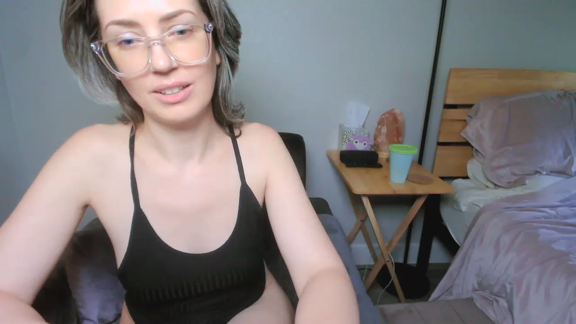 Gallery image thumbnail from SarahShevon's myfreecams stream on, 03/24/2023, 23:22 image 7 of 20
