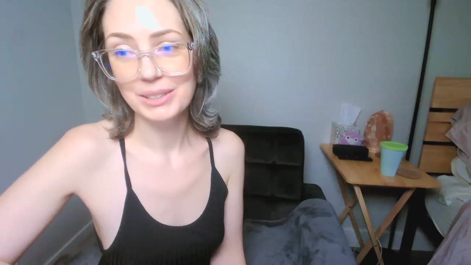 Gallery image thumbnail from SarahShevon's myfreecams stream on, 03/24/2023, 23:22 image 15 of 20