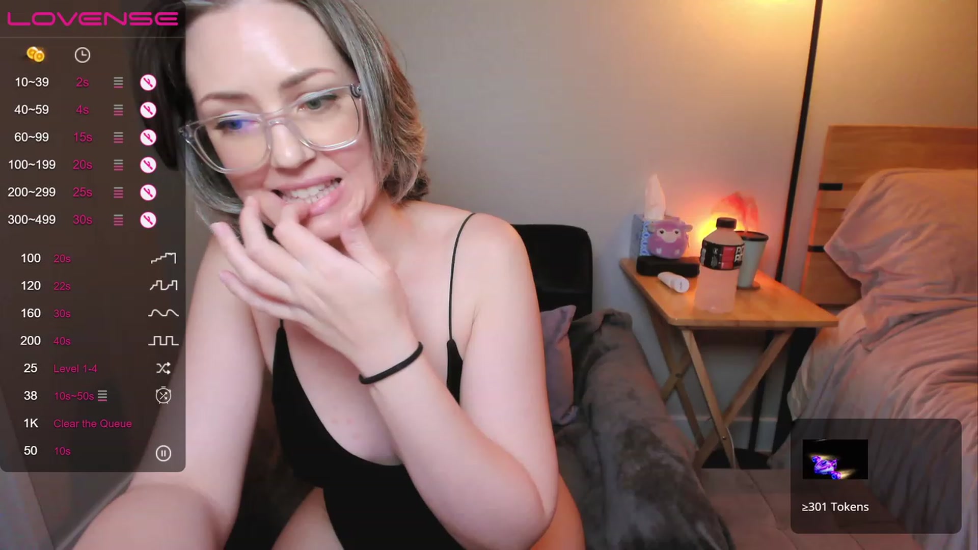 Gallery image thumbnail from SarahShevon's myfreecams stream on, 04/03/2023, 08:41 image 3 of 20