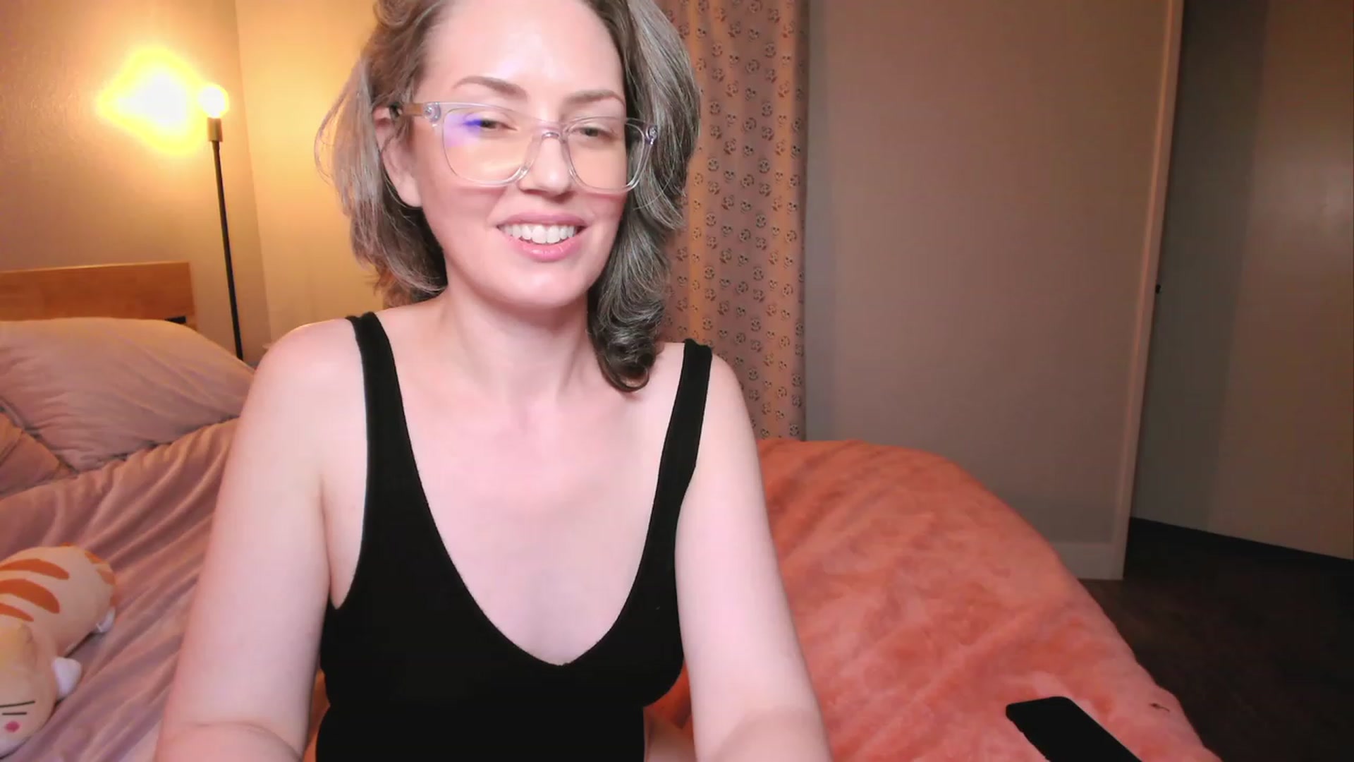 Gallery image thumbnail from SarahShevon's myfreecams stream on, 04/12/2023, 08:24 image 9 of 20