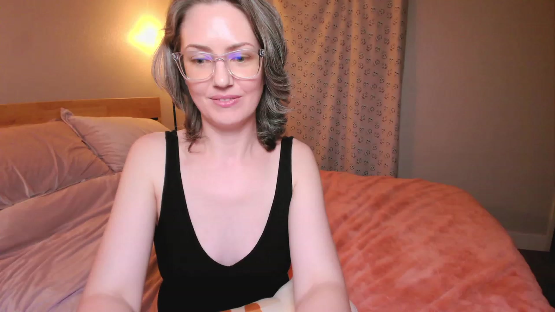 Gallery image thumbnail from SarahShevon's myfreecams stream on, 04/12/2023, 09:48 image 9 of 20