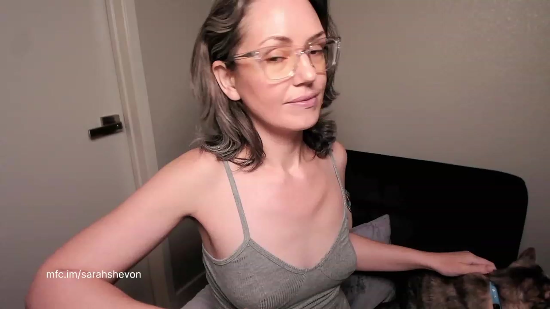 Gallery image thumbnail from SarahShevon's myfreecams stream on, 06/20/2023, 13:02 image 6 of 20