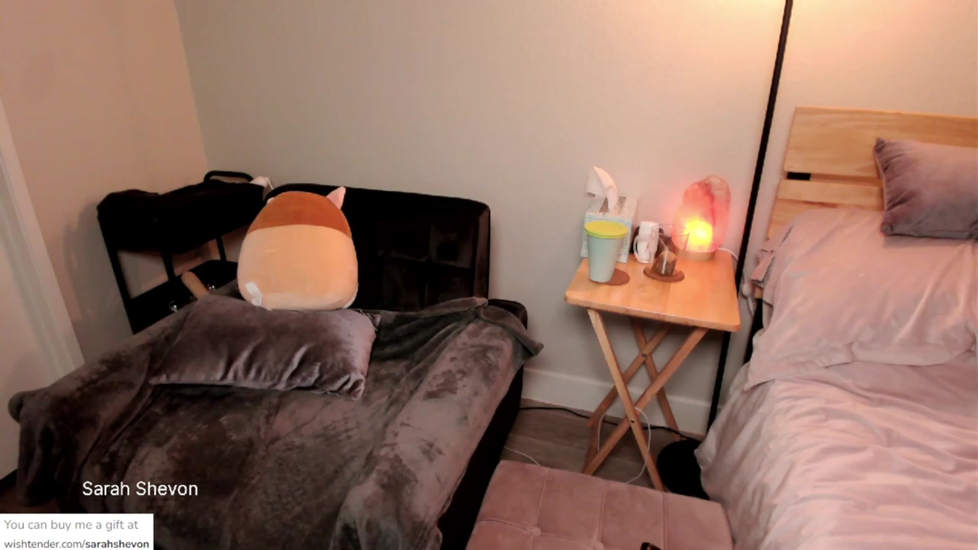 Gallery image thumbnail from SarahShevon's myfreecams stream on, 08/12/2023, 20:32 image 2 of 20