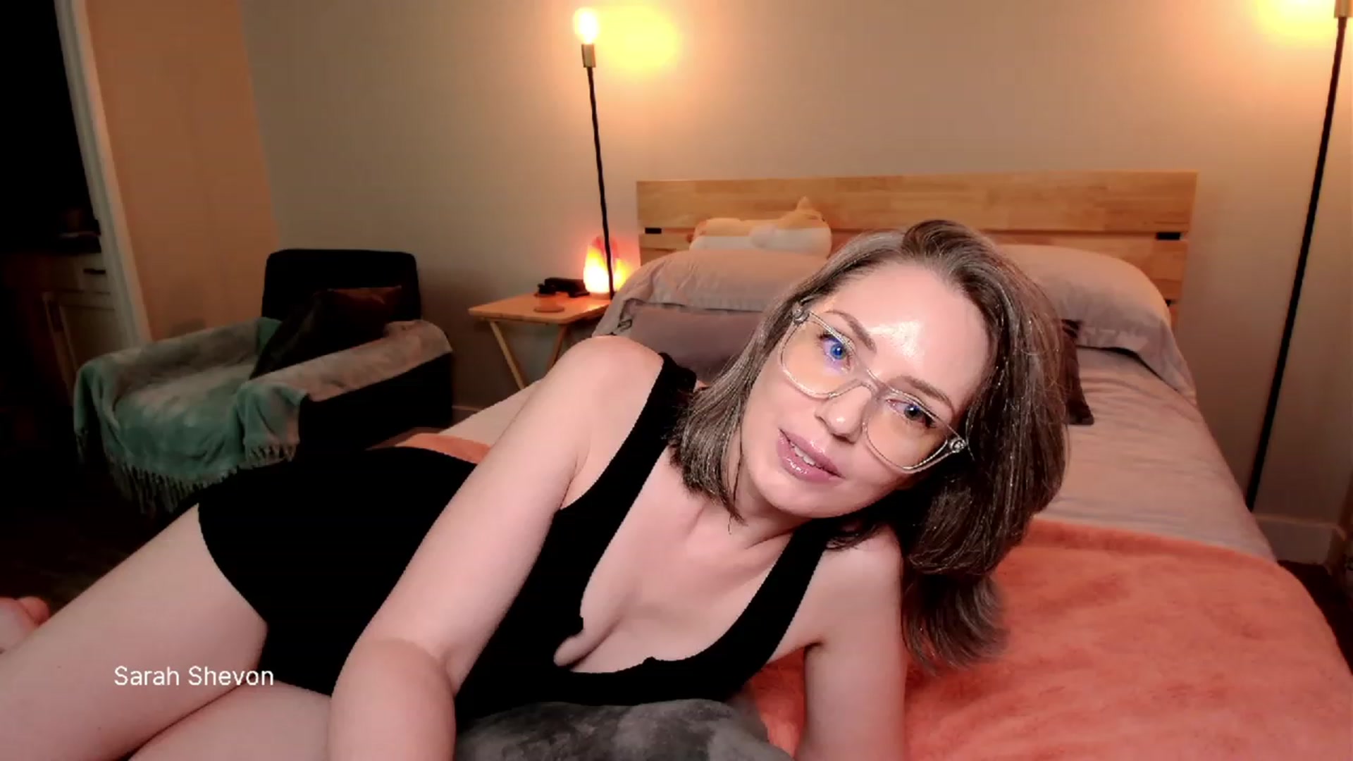 Gallery image thumbnail from SarahShevon's myfreecams stream on, 10/23/2023, 08:30 image 20 of 20