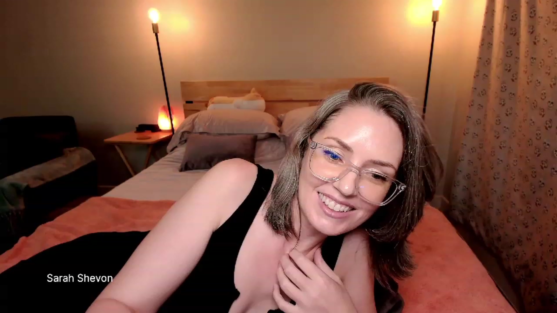 Gallery image thumbnail from SarahShevon's myfreecams stream on, 10/23/2023, 08:30 image 1 of 20