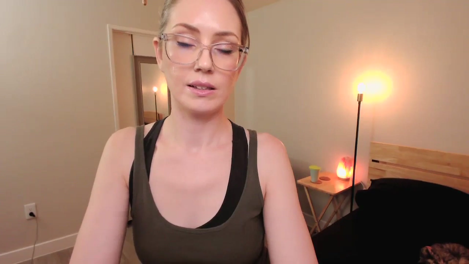 Gallery image thumbnail from SarahShevon's myfreecams stream on, 11/10/2023, 09:41 image 6 of 20