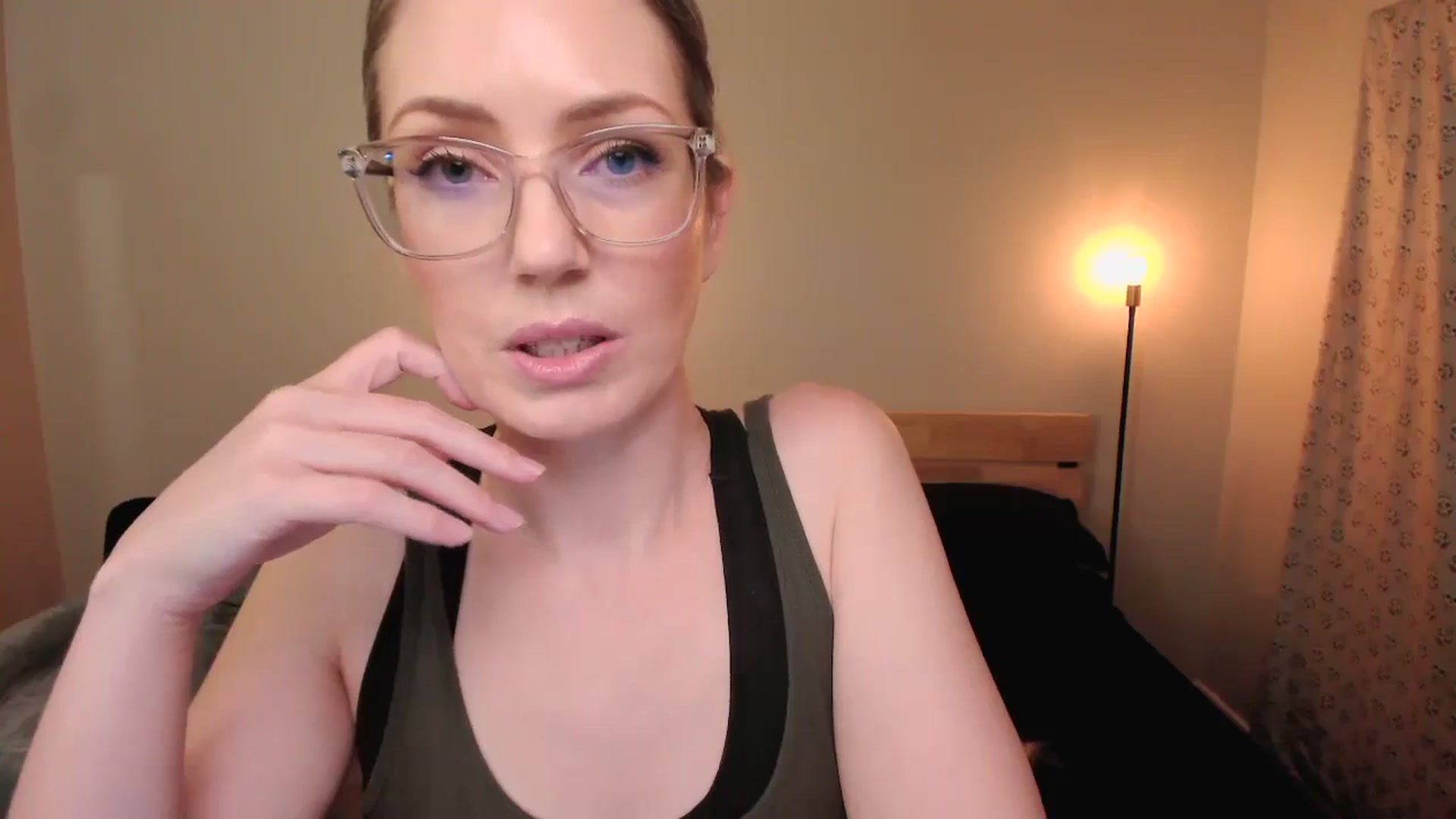 Gallery image thumbnail from SarahShevon's myfreecams stream on, 11/10/2023, 09:41 image 17 of 20