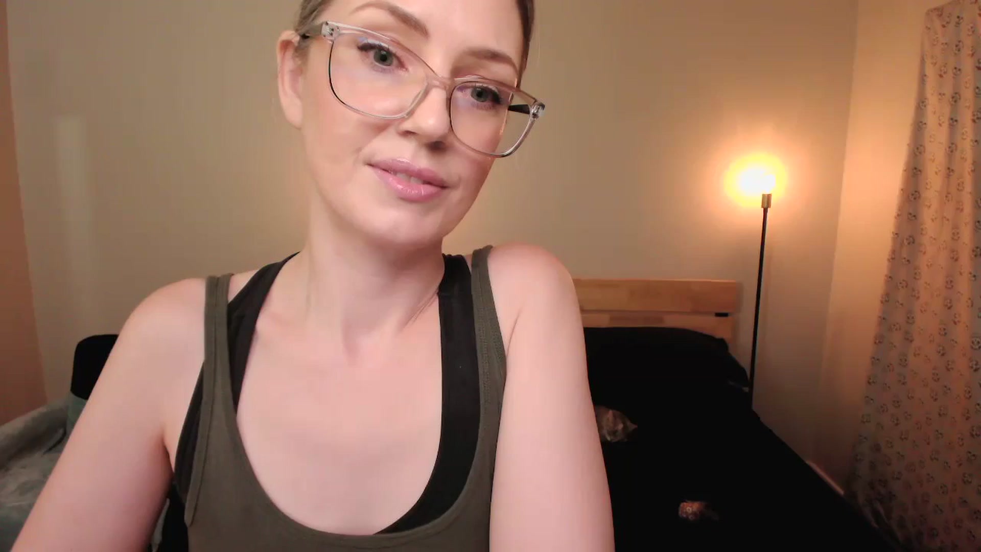 Gallery image thumbnail from SarahShevon's myfreecams stream on, 11/10/2023, 09:41 image 14 of 20