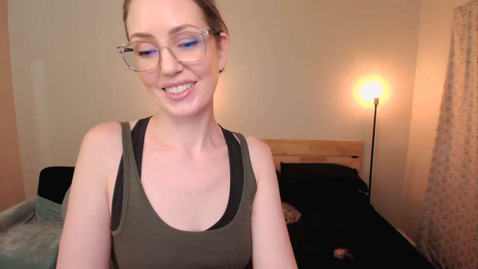 Gallery image thumbnail from SarahShevon's myfreecams stream on, 11/10/2023, 09:41 image 7 of 20