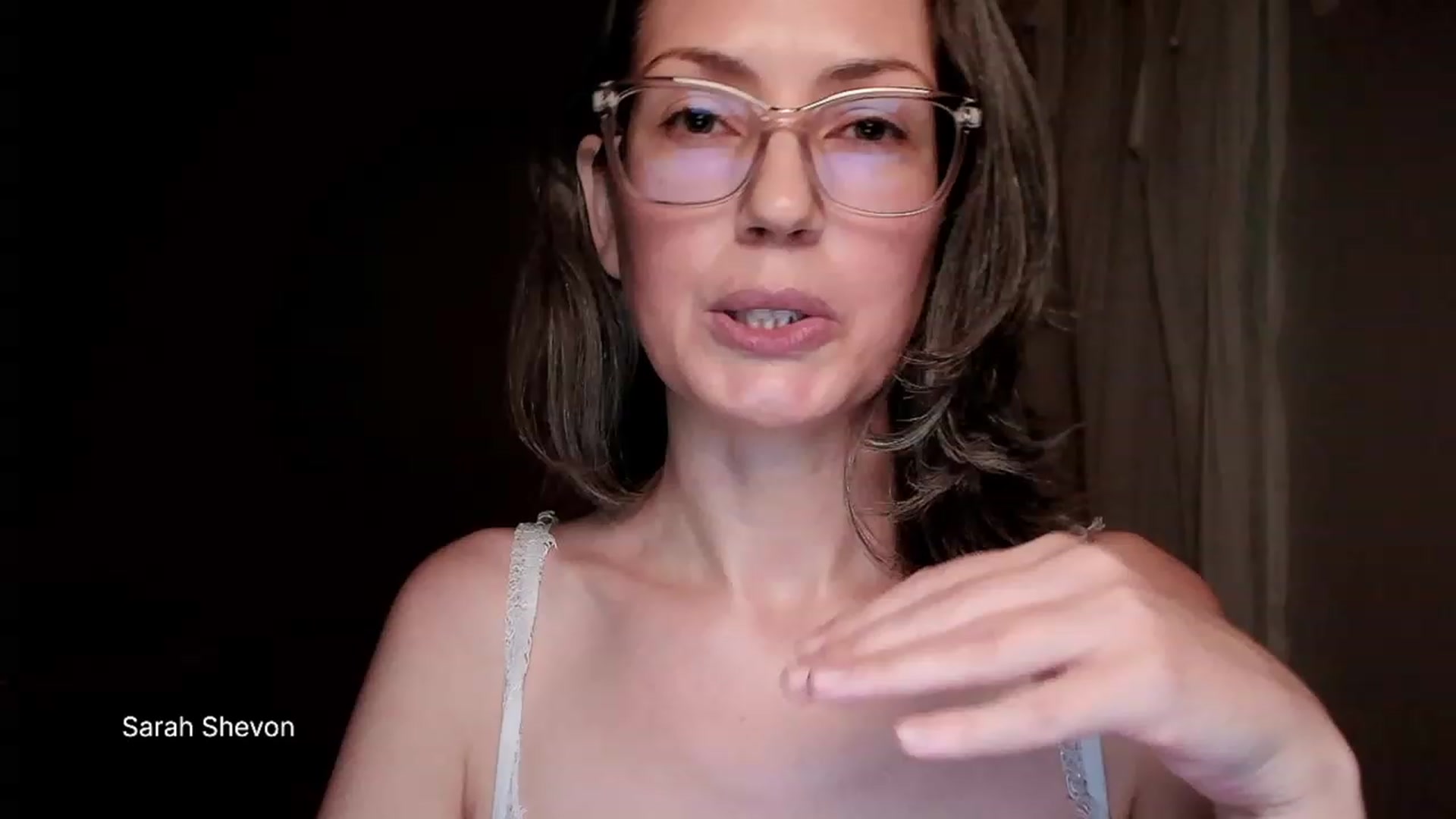 Gallery image thumbnail from SarahShevon's myfreecams stream on, 11/27/2023, 10:53 image 7 of 20