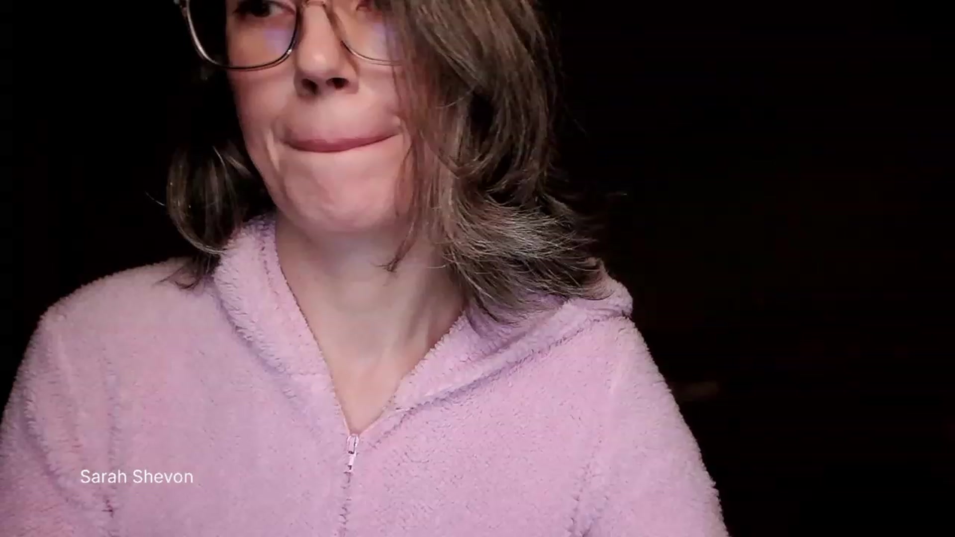 Gallery image thumbnail from SarahShevon's myfreecams stream on, 11/27/2023, 11:35 image 20 of 20