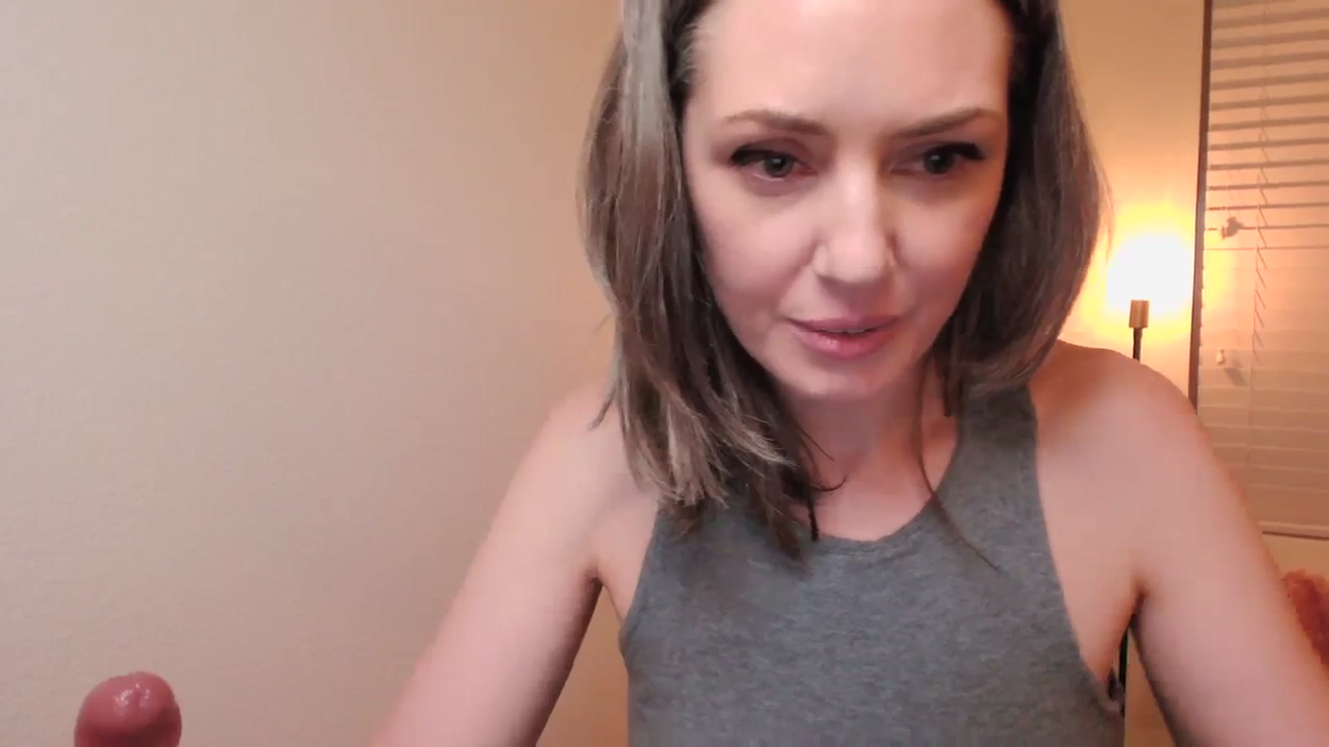 Gallery image thumbnail from SarahShevon's myfreecams stream on, 04/01/2024, 08:46 image 12 of 20