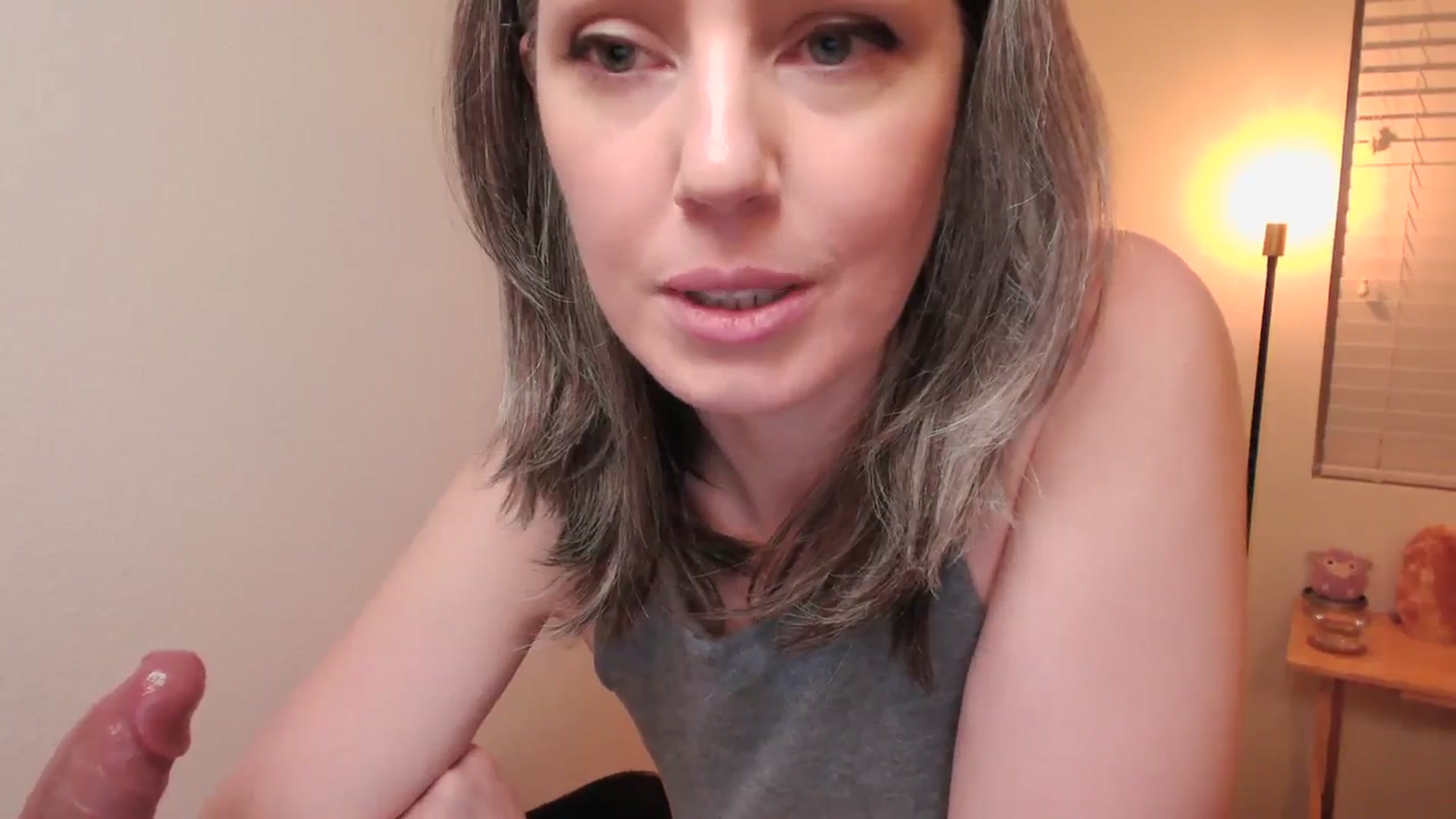 Gallery image thumbnail from SarahShevon's myfreecams stream on, 04/01/2024, 08:46 image 18 of 20