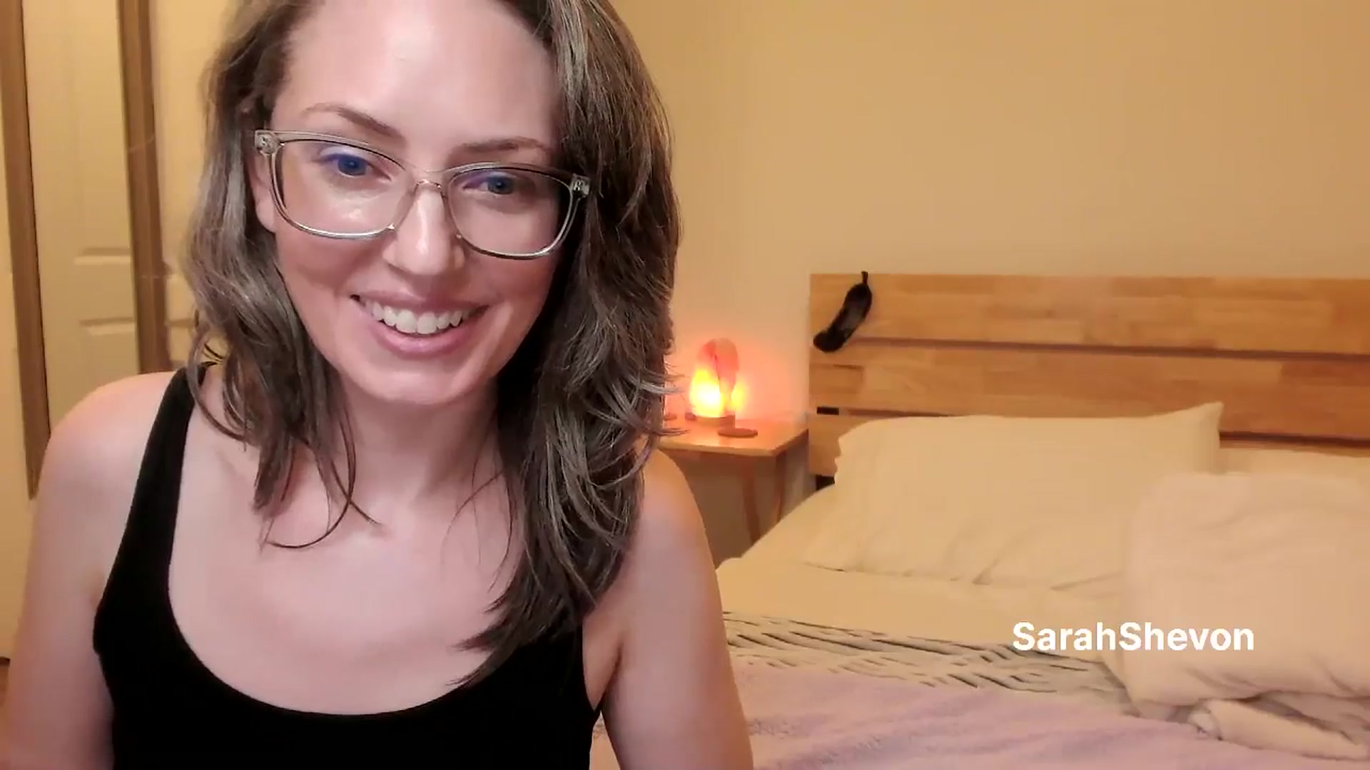 Gallery image thumbnail from SarahShevon's myfreecams stream on, 08/05/2024, 10:17 image 17 of 20