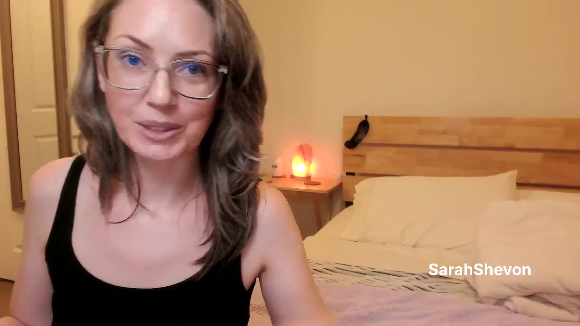 Gallery image thumbnail from SarahShevon's myfreecams stream on, 08/05/2024, 10:17 image 15 of 20
